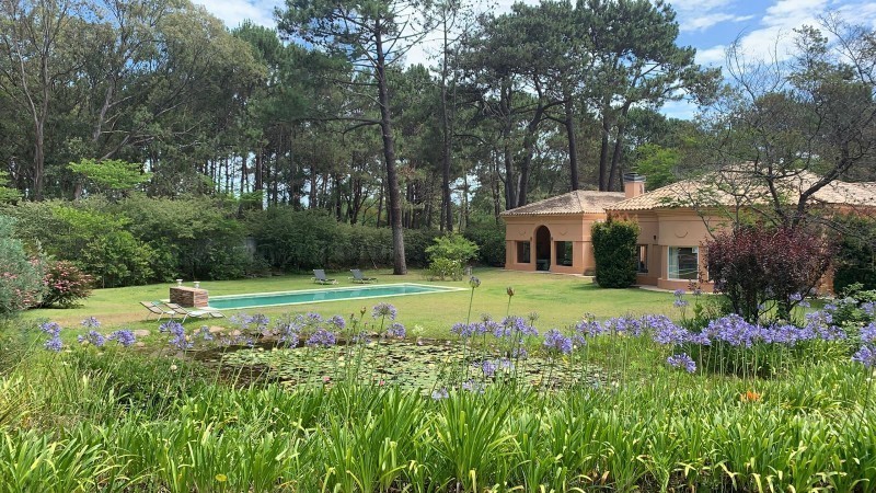 Espectacular casa en Montoya en venta
